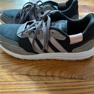 Adidas Women's Black and Pink Sneakers